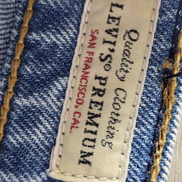 Levi's 80s Mom Jeans Womens 34x28 Light Wash High Rise Tapered Denim A3506-0016 - Picture 5 of 16